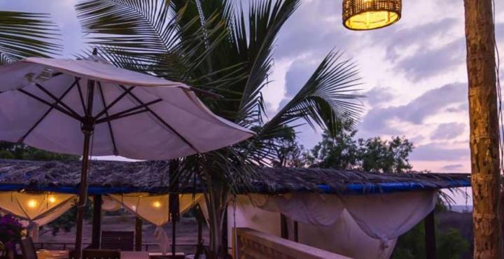 The Clematis Hotel Candolim Exterior photo